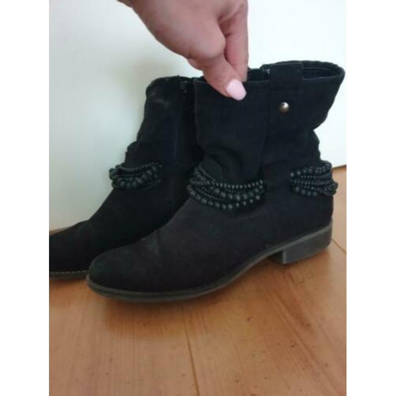 Schoenen en laarzen.