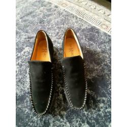 Nette suède schoen Armini 41