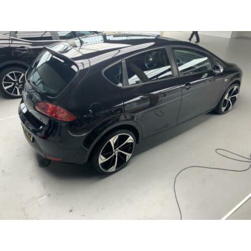 Seat Leon 2.0 TDI 125KW 2007 Zwart
