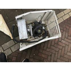 Twee goed werkende koeling motoren