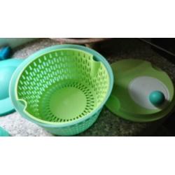 Tupperware slacentrifuge