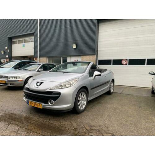 Peugeot 207 CC 1.6 VTi