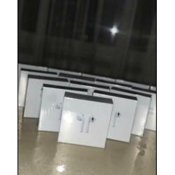 Apple AirPods 2 met Wireless Chargingcase