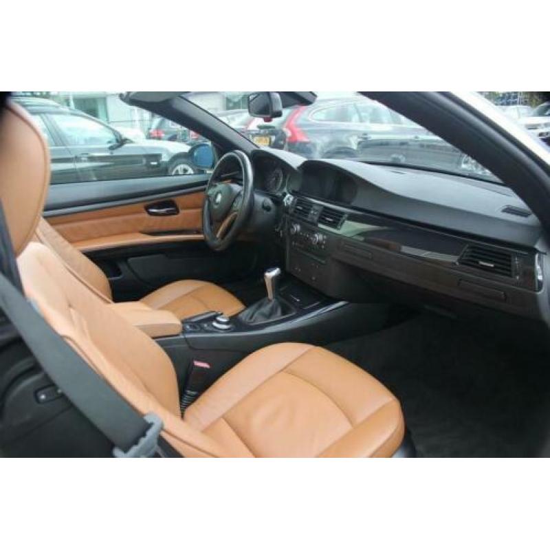 BMW 3-serie Cabrio 325i High Executive 3.0 Navi Xenon 19 Inc