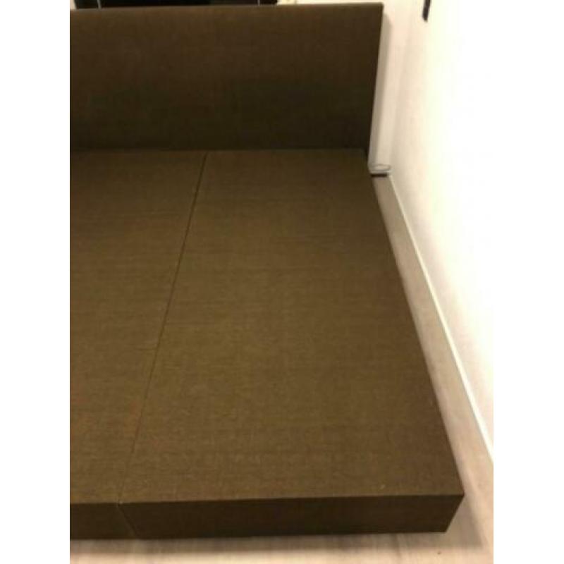 Nette bruine boxspring 180/200
