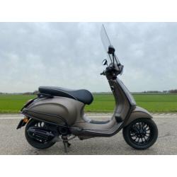 Vespa Sprint S - Euro 4 - Custom - ZGAN