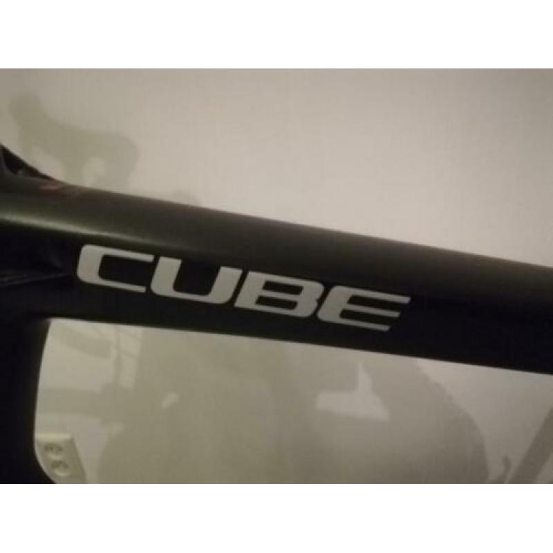 CUBE ATTAIN GTC SL carbon