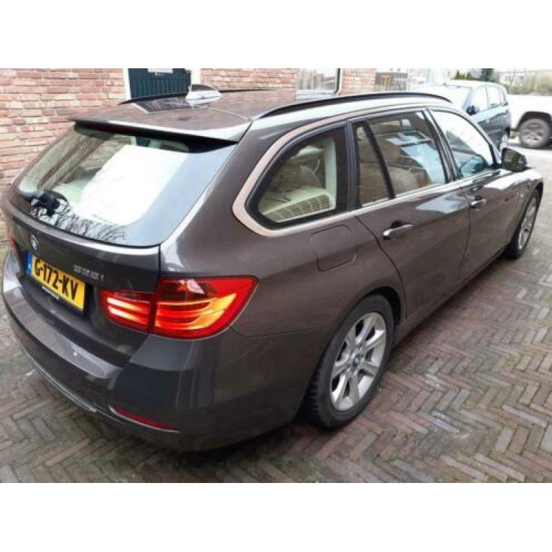 BMW 328i touring 245pk Aut 2013 leer, bus, trekhaak, TOP
