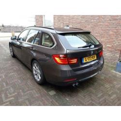 BMW 328i touring 245pk Aut 2013 leer, bus, trekhaak, TOP