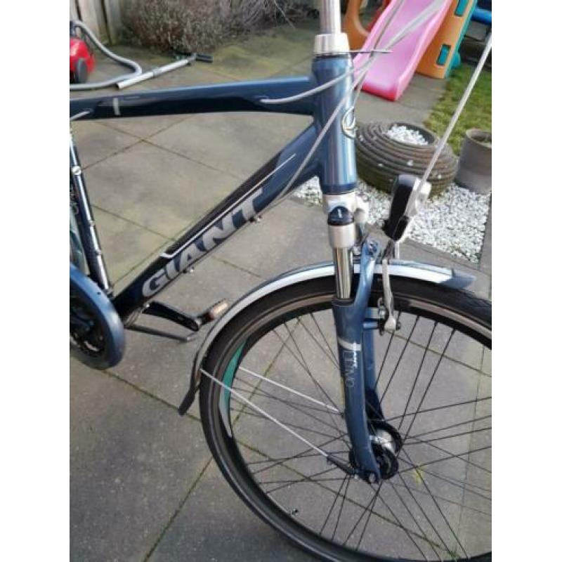 Nette herenfiets giant 28 inch wielen, 53 inch frame