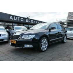 Skoda Superb Combi 1.8 TSI DSG AUTOMAAT, LEDER, NAVI, XENON
