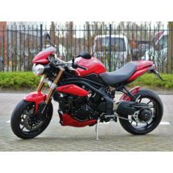 TRIUMPH SPEED TRIPLE 1050 ABS (bj 2011) (SPEEDTRIPLE)