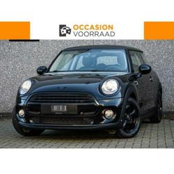 MINI Mini 1.2 One / Black Edition / Airco / PDC € 13.400,00