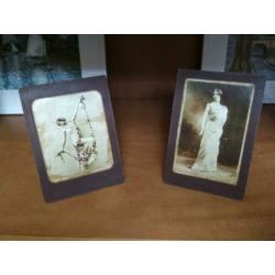 Twee tafel foto's van de ballerina Cleo De Merode