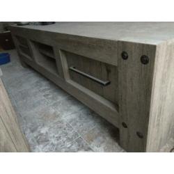 3 delig Meubel set - eettafel - tv meubelstuk - kast