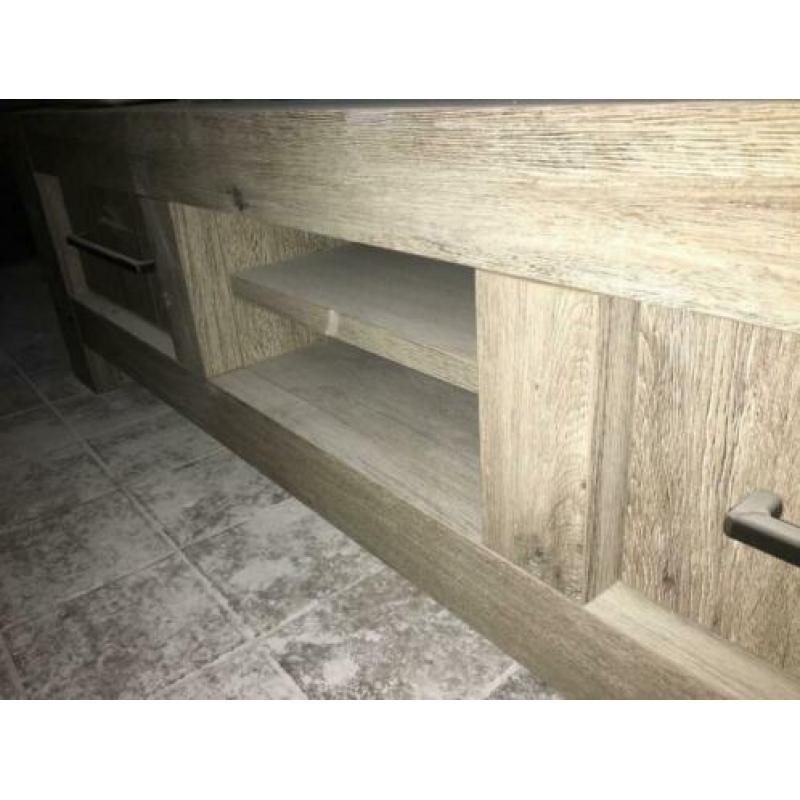 3 delig Meubel set - eettafel - tv meubelstuk - kast