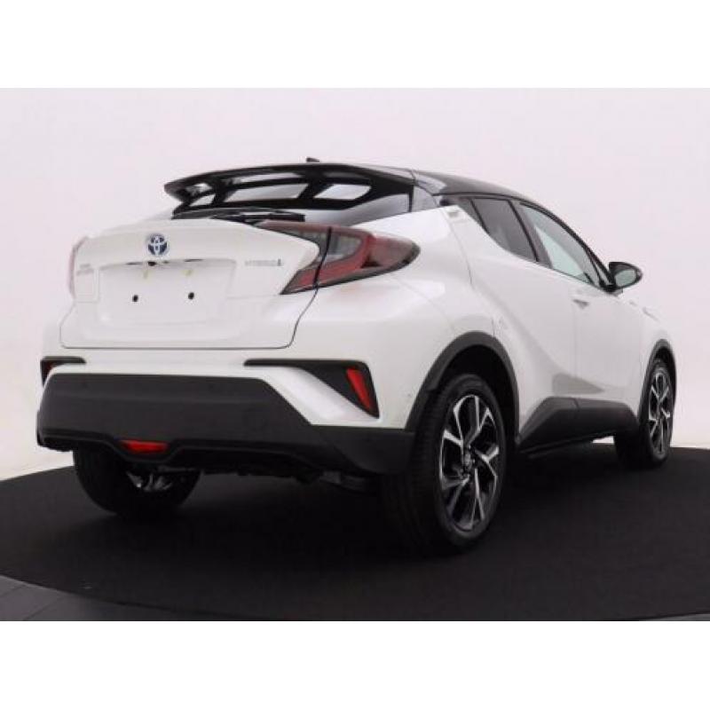 Toyota C-HR 1.8 Hybrid Style Ultimate Snel rijden!