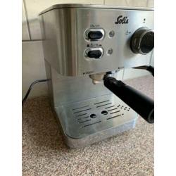 Solis koffie met alles erbij+ bonenmaal machine +stoompijpje