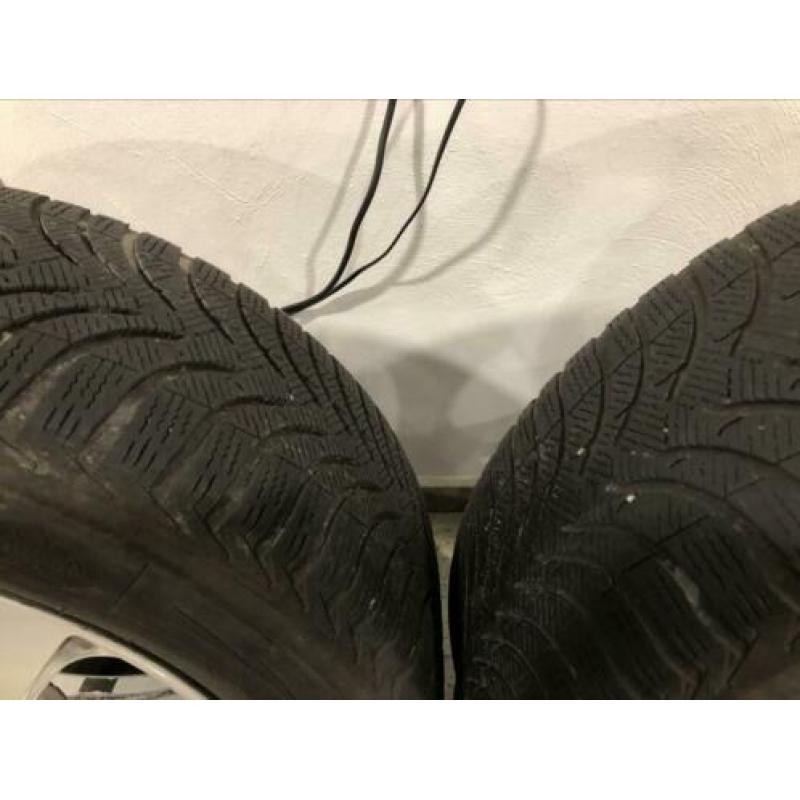 16inch winterbanden met velgen 5x112 skoda volkswagen ?