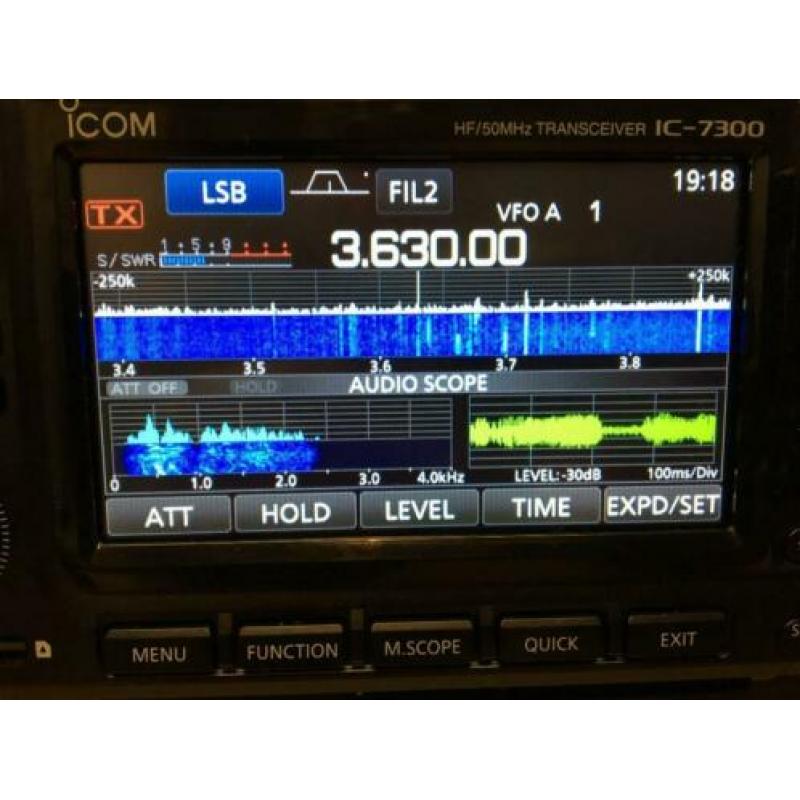 Icom IC-7300 HF/50MHz Transceiver + Options