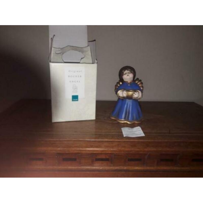 Thun engel met blauwe jurk, 15 cm