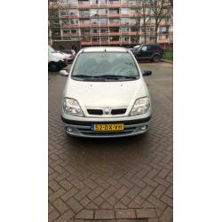 Renault Megane Scenic 1.6 16V RT 2000 Grijs