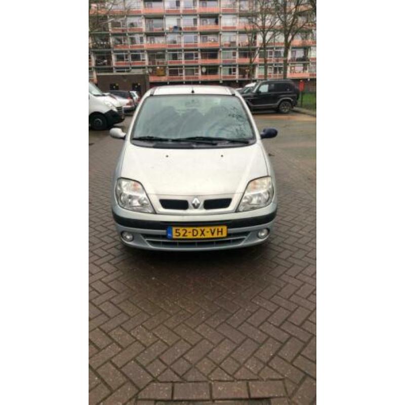 Renault Megane Scenic 1.6 16V RT 2000 Grijs
