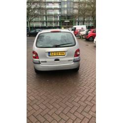 Renault Megane Scenic 1.6 16V RT 2000 Grijs