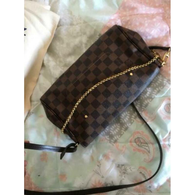 Louis Vuitton Favorite MM