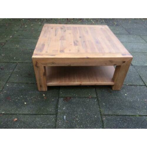 Salontafel acaciahout