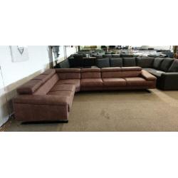 #26 bruin modern stof design hoekbank