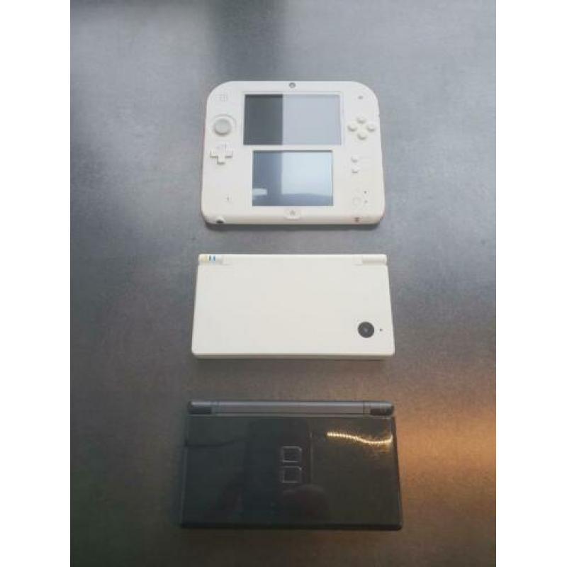 3 Consoles NINTENDO SET 2DS DS DS Lite