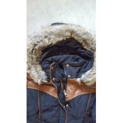 Als nieuw!! Mooie winterjas.