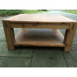 Salontafel acaciahout