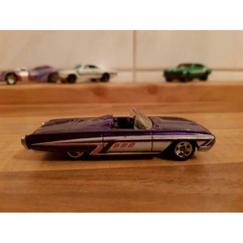 Hotwheels '63 T-Bird Ford Thunderbird Paars Wit