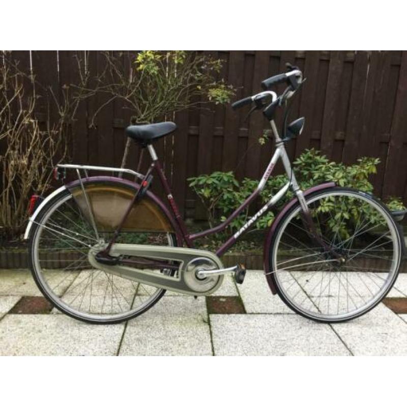Batavus Avenue damesfiets 5 versnellingen framemaar 57