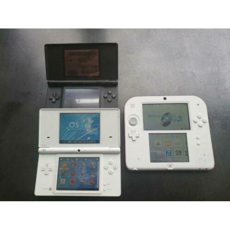3 Consoles NINTENDO SET 2DS DS DS Lite
