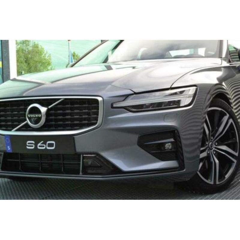 Volvo S60 New T4 R-design / Luxury / Intellisafe / 360 Camer