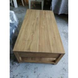 Showroom Tower Living salontafel Corona