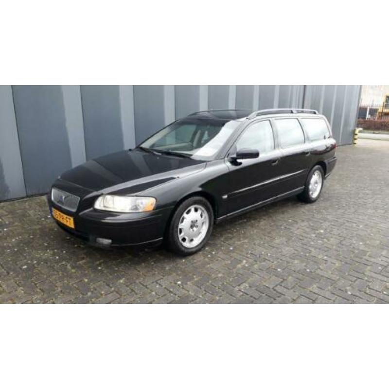 Volvo V70 2.4 D 2004 Zwart airco clima