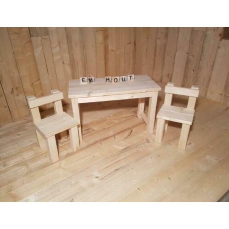 speeltafel met stoeltjes, handgemaakt van steigerhout