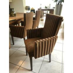Eetkamerstoelen 8 stuks evt met tafel