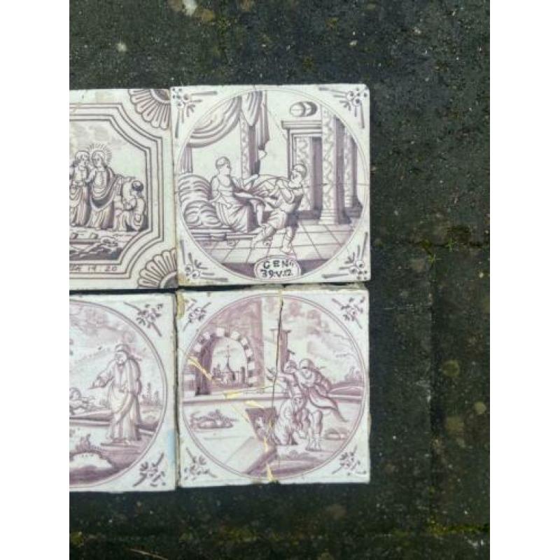Antieke bijbel tegels