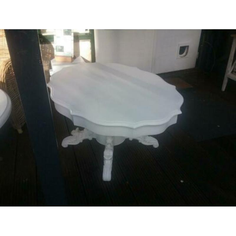 Salontafel voor een zacht prijsje heeft een likje verf nodig