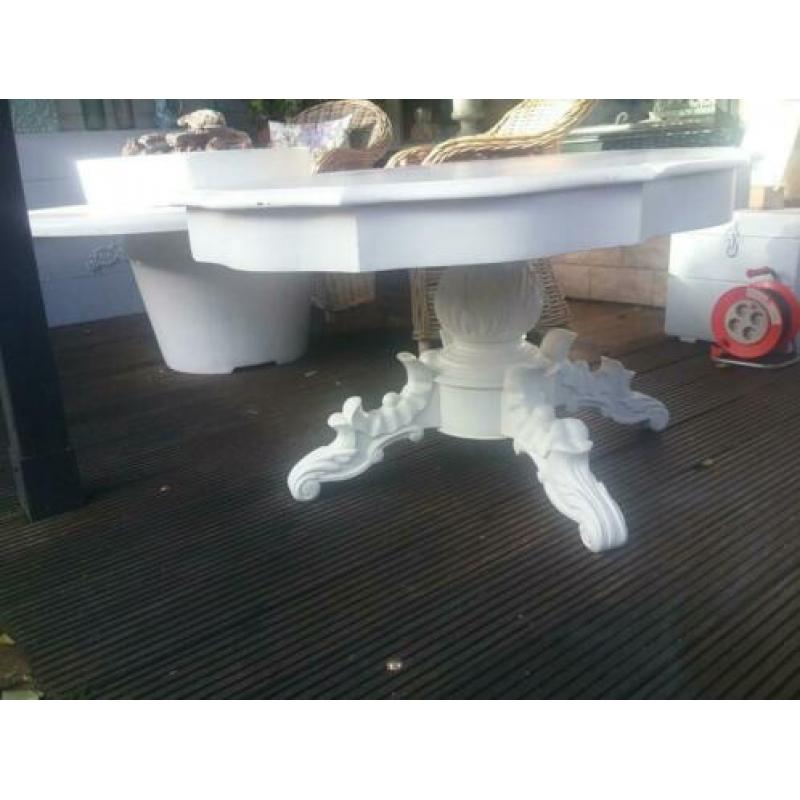 Salontafel voor een zacht prijsje heeft een likje verf nodig