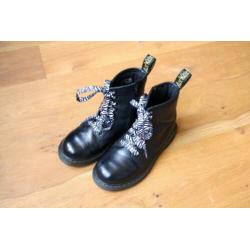 Dr. Martens maat 32