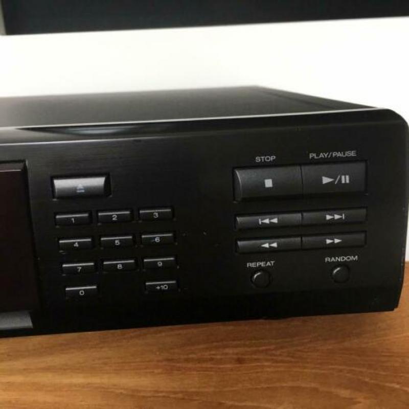 CD-speler, Kenwood DPF-1010