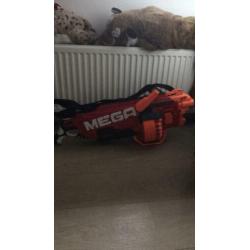 Mega Nerf Mastodon super cool!!