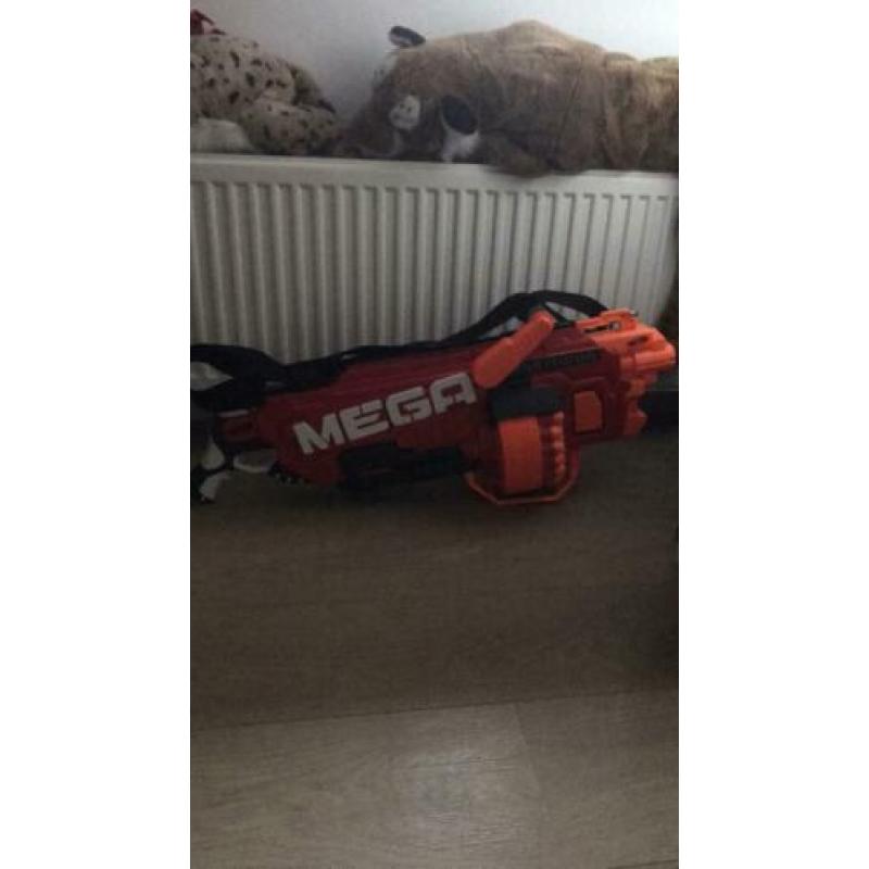 Mega Nerf Mastodon super cool!!