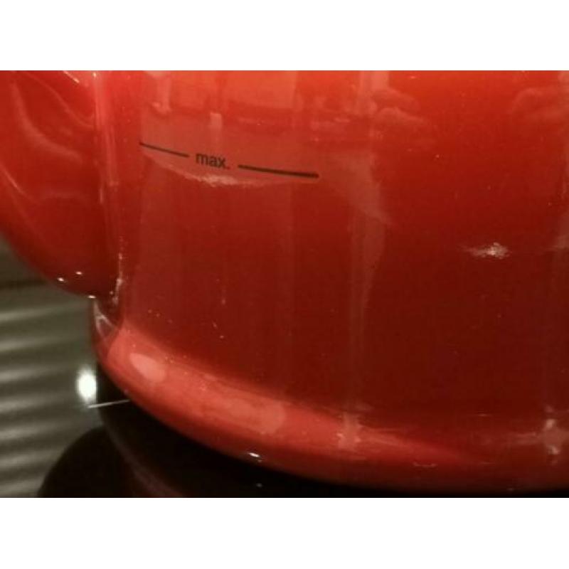 Le Creuset fluitketel (wijnrood / 2.1 liter)